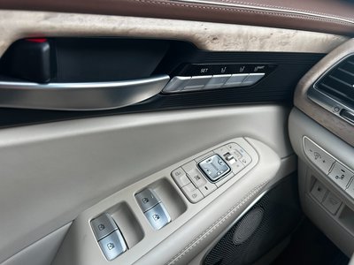 2020 Genesis G90 缩略图 18