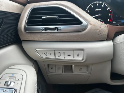 2020 Genesis G90 缩略图 17