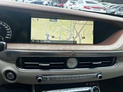 2020 Genesis G90 缩略图 13