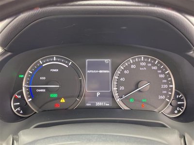 صورة 8 لـ 2022 Lexus RX