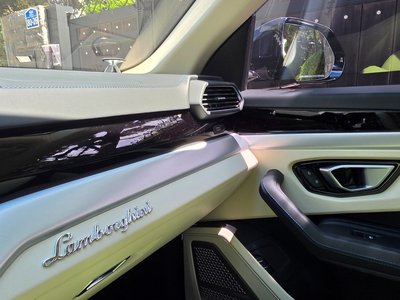 صورة مصغرة 15 لـ 2024 Lamborghini URUS