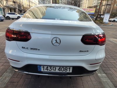 MERCEDES-BENZ GLC - 4