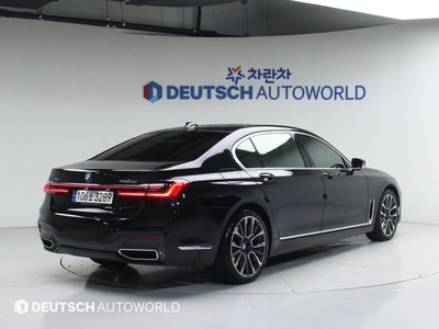 صورة 5 لـ 2021 BMW 7 SERIES