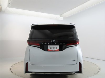 TOYOTA VELLFIRE - 4
