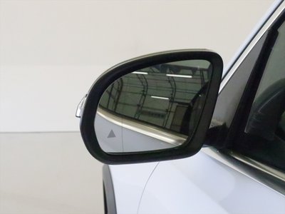 MERCEDES-BENZ GLB - 6
