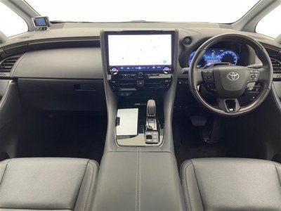 TOYOTA ALPHARD - 2