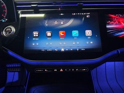 MERCEDES-BENZ E-CLASS - 9