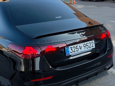 MERCEDES-BENZ E-CLASS - 5