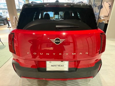 2025 MINI COOPER COUNTRYMAN photo 8