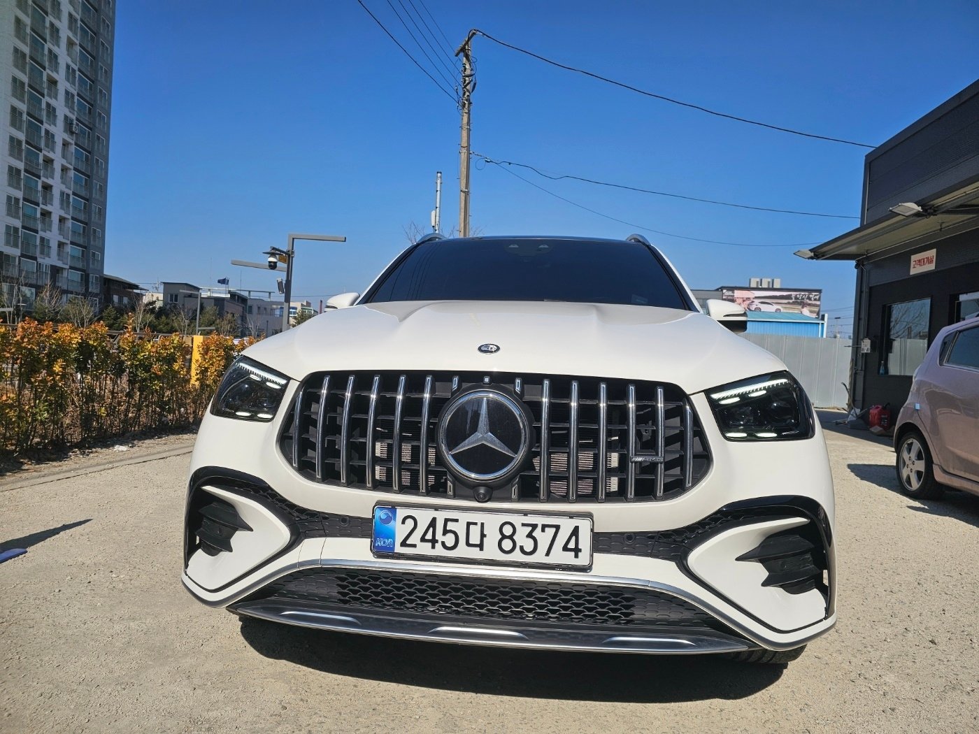 MERCEDES-BENZ GLE - View 1