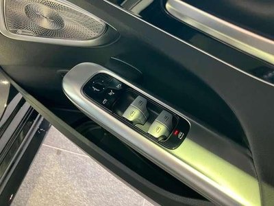 2025 Mercedes-BENZ C-CLASS 照片 9