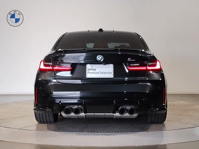 صورة 8 لـ 2023 BMW M3 SEDAN