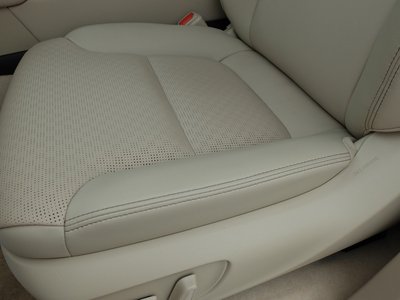2023 Toyota LAND CRUISER 300 — миниатюра 37