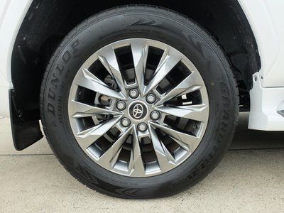 2023 Toyota LAND CRUISER 300 — миниатюра 45