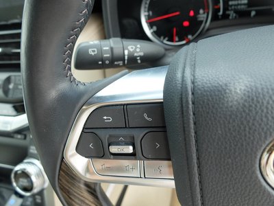 2023 Toyota LAND CRUISER 300 — миниатюра 15