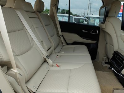 2023 Toyota LAND CRUISER 300 — миниатюра 40
