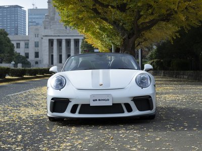 PORSCHE 911 CABRIOLET - 7