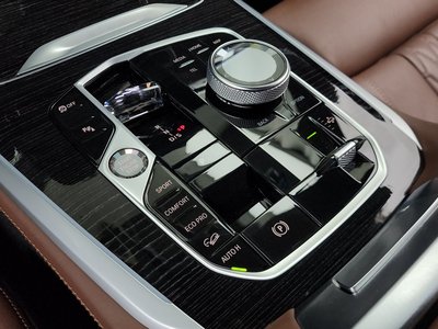 2024 BMW X5 — миниатюра 12