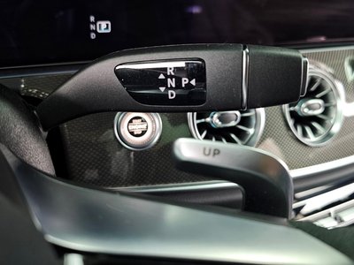 MERCEDES-BENZ E-CLASS - 9