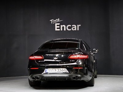 MERCEDES-BENZ E-CLASS - 3