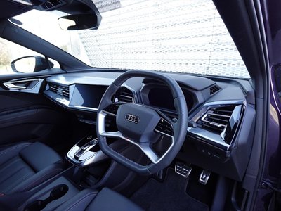 AUDI Q4 SPORTBACK E-TRON - 8