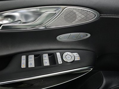 صورة مصغرة 24 لـ 2022 Genesis GV70