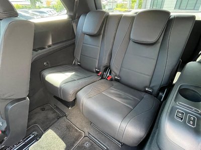 2025 Mercedes-BENZ GLS — миниатюра 31