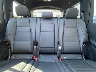 2025 Mercedes-BENZ GLS — миниатюра 25