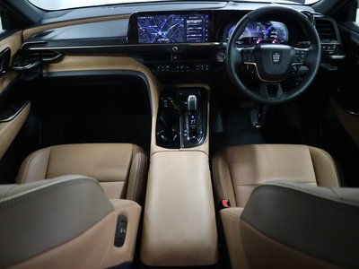 2024 Toyota CROWN SPORT photo 7