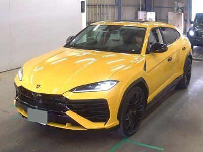 LAMBORGHINI URUS - 4