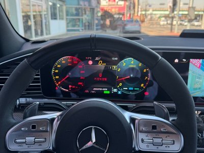 MERCEDES-BENZ GLE - 7