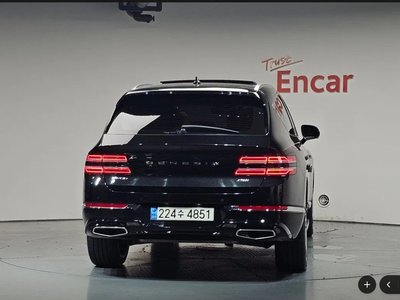 صورة 3 لـ 2023 Genesis GV80