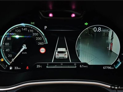 صورة 8 لـ 2023 Genesis GV80