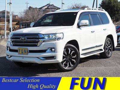 TOYOTA LAND CRUISER 200 - 1