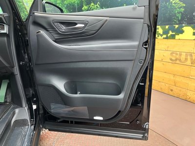 2025 Toyota ALPHARD — миниатюра 37