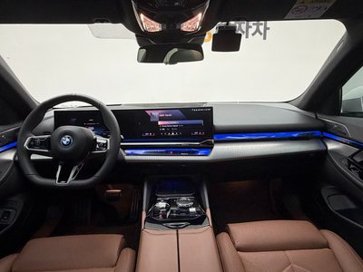 2026 BMW I5 photo 9