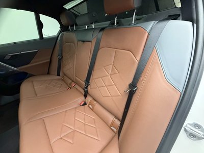 2026 BMW I5 — миниатюра 13