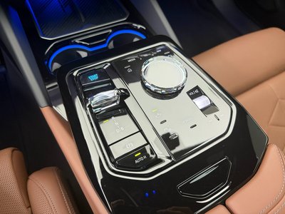 2026 BMW I5 — миниатюра 17