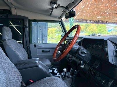2002 LAND Rover DEFENDER — миниатюра 18