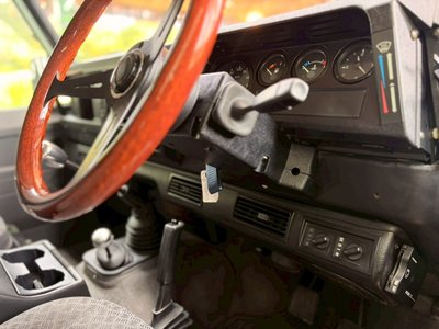 2002 LAND Rover DEFENDER — миниатюра 29