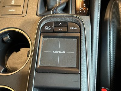 صورة مصغرة 57 لـ 2016 Lexus RC F