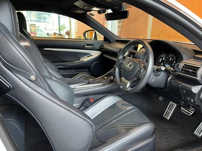 صورة مصغرة 13 لـ 2016 Lexus RC F