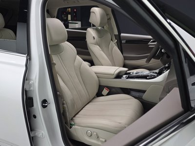 GENESIS GV80 - 10