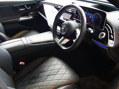 MERCEDES-BENZ E-CLASS - 7