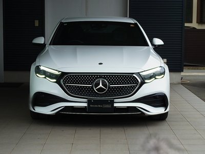 MERCEDES-BENZ E-CLASS - 2