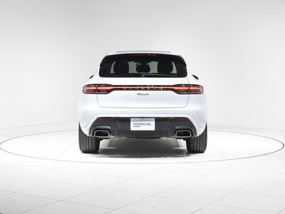 PORSCHE MACAN - 7