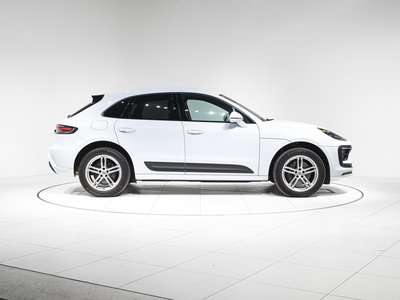 PORSCHE MACAN - 5