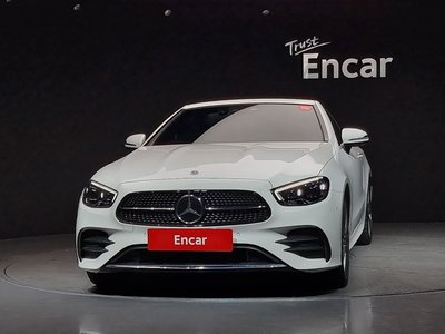 MERCEDES-BENZ E-CLASS - 2