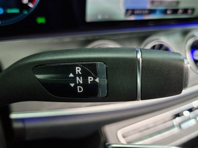 MERCEDES-BENZ E-CLASS - 9