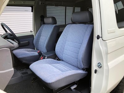 2004 Toyota LAND CRUISER 70 — миниатюра 19